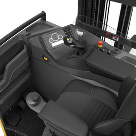 Sedadla Grammer nabízejí vysoký komfort a ergonomickou polohu sezení se standardními funkcemi<br /> nastavení podle velikosti a hmotnosti řidiče a preferovaného náklonu opěrky zad.
