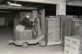 Towmotor, 1955 - dědeček současných vzv Cat®